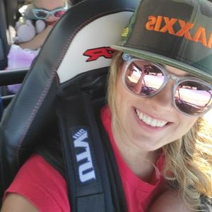 Meet your Posher, Janiece